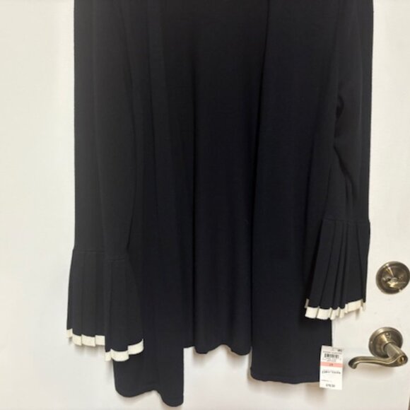 NWT CHARTER CLUB MACY'S WOMENS DEEP BLACK OPEN CARDIGAN W/ PLEATED SLEEVES. 2X - Picture 2 of 3